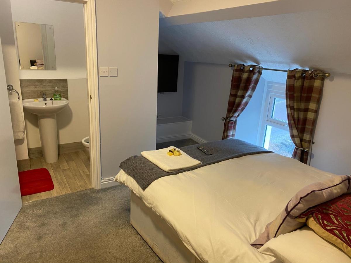 Stanley Arms Bed and Breakfast Holyhead Buitenkant foto